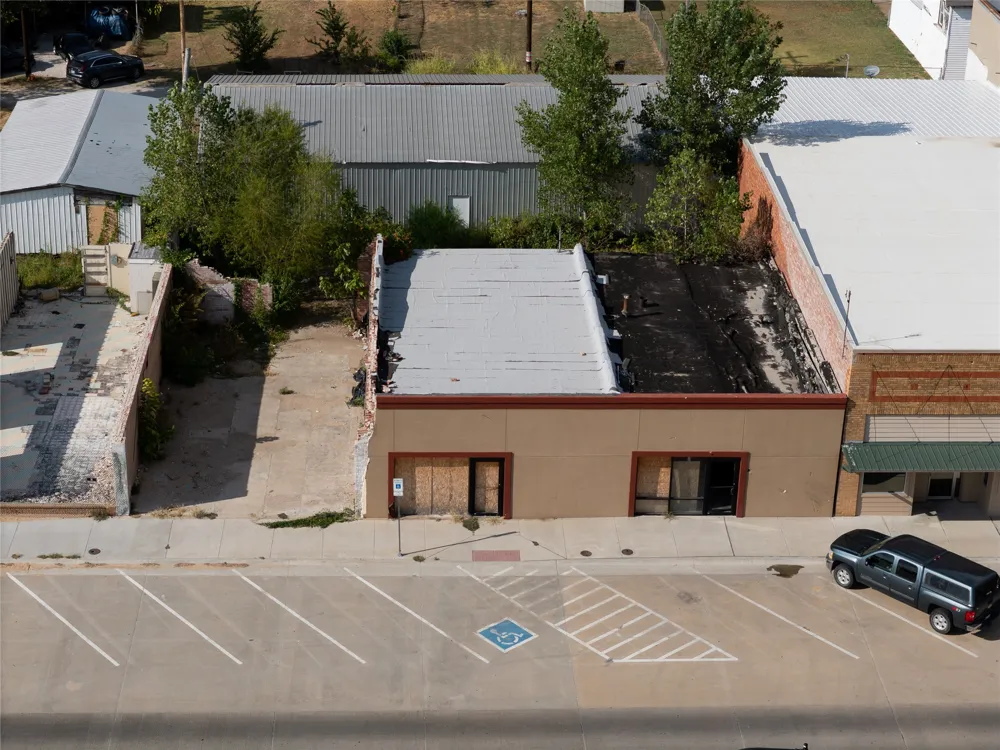 416 W Main Ada, OK 74820