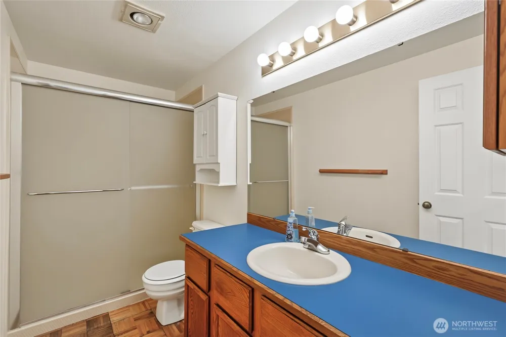 422 S 329th Lane Federal Way, WA 98003