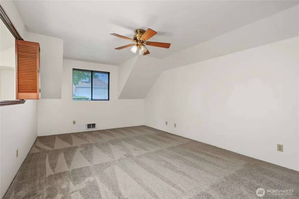 422 S 329th Lane Federal Way, WA 98003