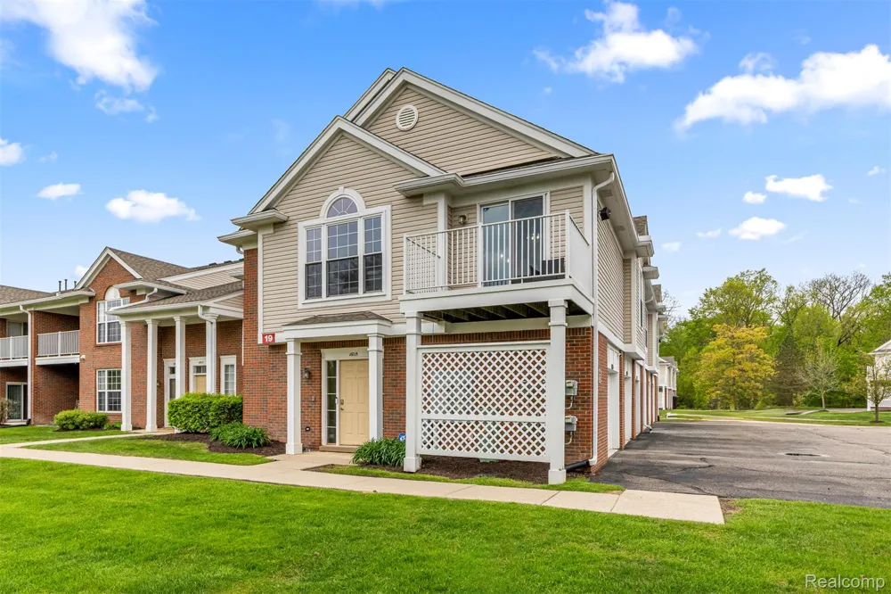 16015 Morningside Northville Township, MI 48168