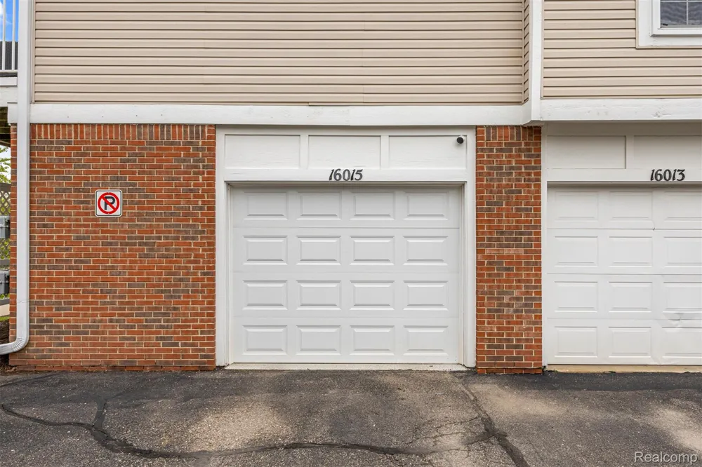 16015 Morningside Northville Township, MI 48168