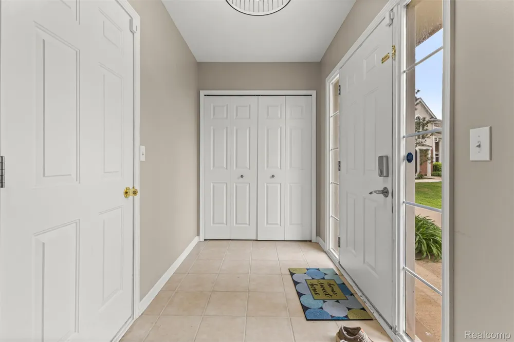 16015 Morningside Northville Township, MI 48168