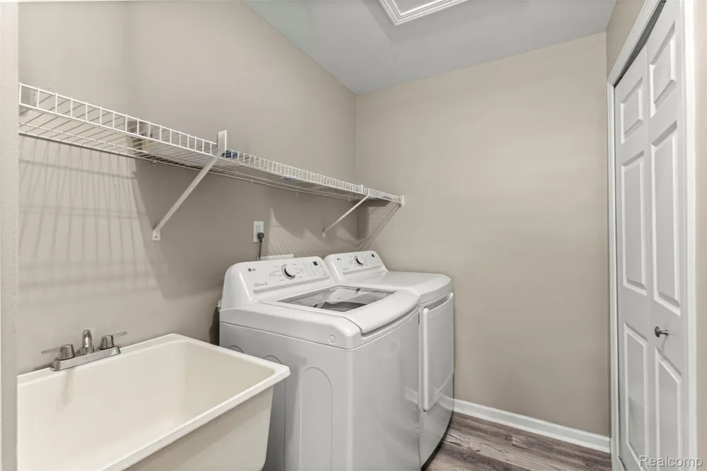 16015 Morningside Northville Township, MI 48168