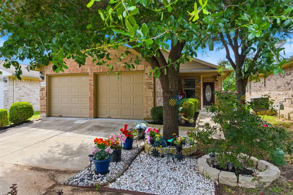 3425 Savage Springs Drive Austin, TX 78754