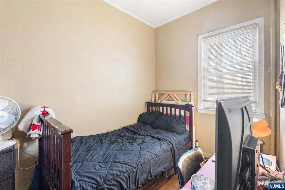 119 W 21st Street Bayonne, NJ 07002