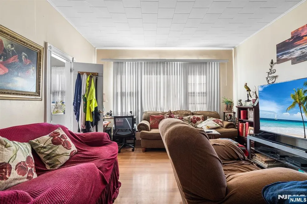 119 W 21st Street Bayonne, NJ 07002