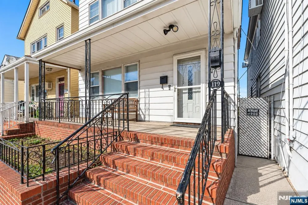 119 W 21st Street Bayonne, NJ 07002