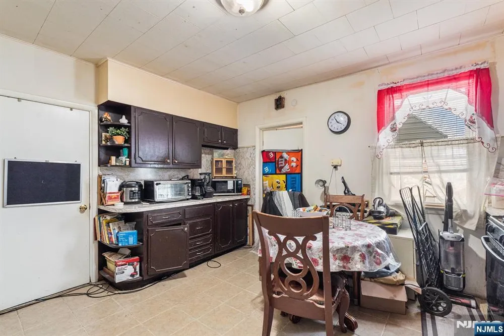 119 W 21st Street Bayonne, NJ 07002