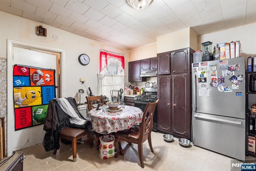 119 W 21st Street Bayonne, NJ 07002