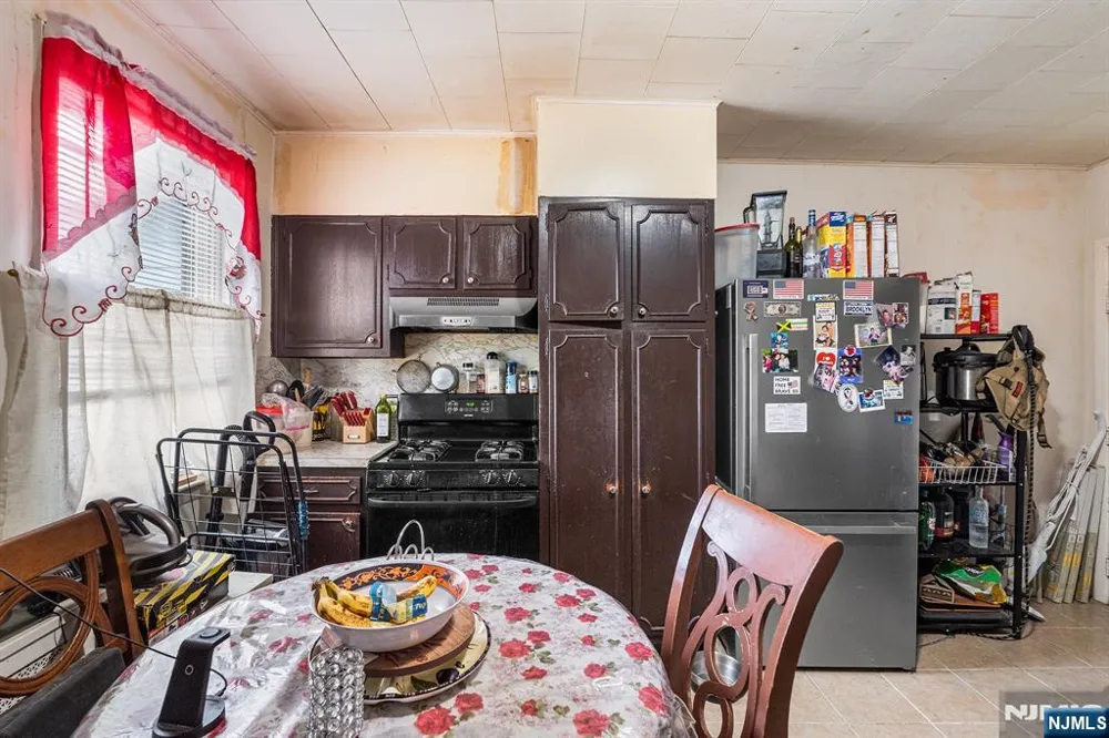 119 W 21st Street Bayonne, NJ 07002