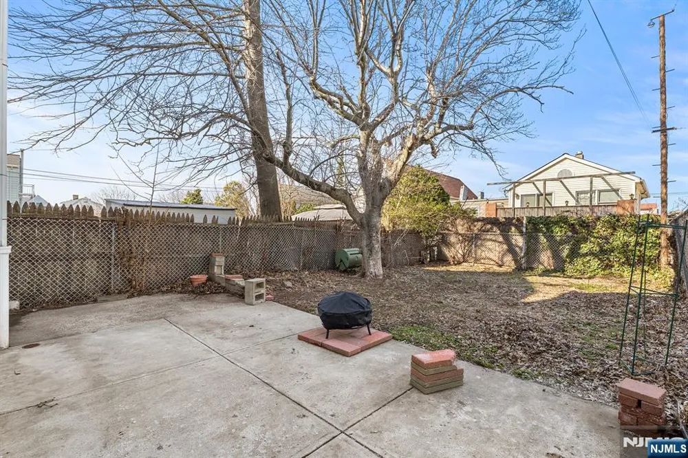 119 W 21st Street Bayonne, NJ 07002