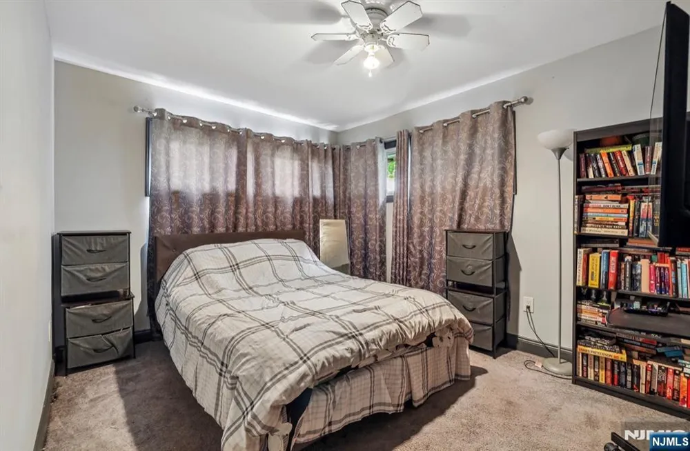 382 Amherst Street East Orange, NJ 07018