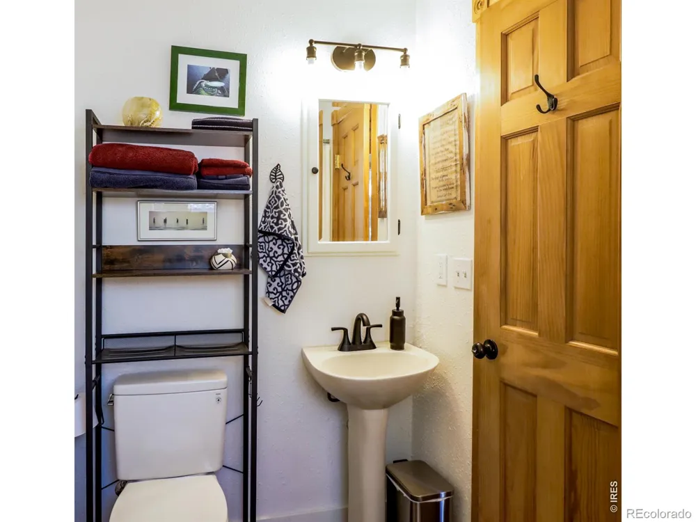 22 Crockett Trail Ward, CO 80481