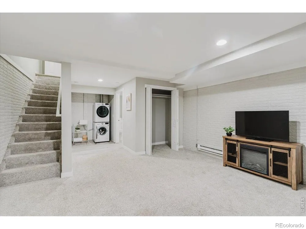 841 Crisman Drive #5 Longmont, CO 80501