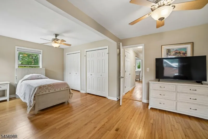 41 Forest Ter Wayne, NJ 07470