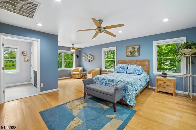 41 Forest Ter Wayne, NJ 07470