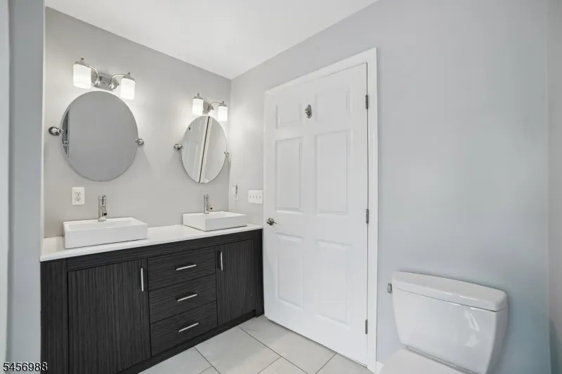 41 Forest Ter Wayne, NJ 07470