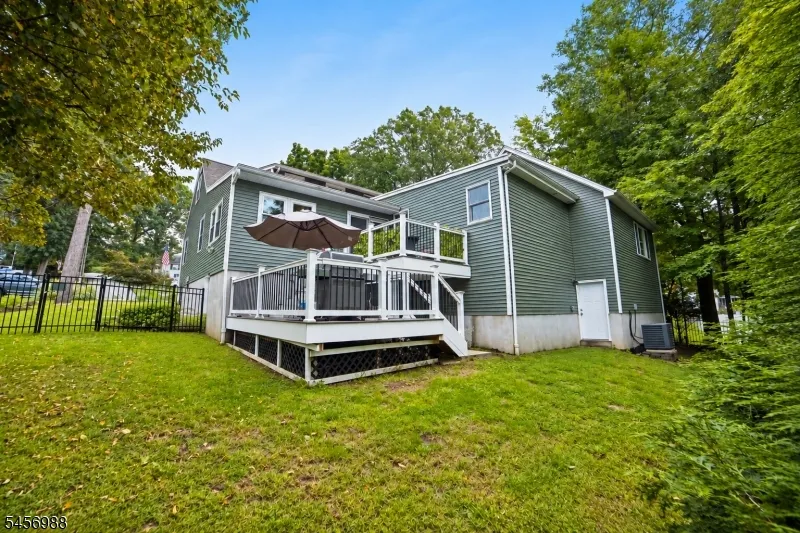 41 Forest Ter Wayne, NJ 07470