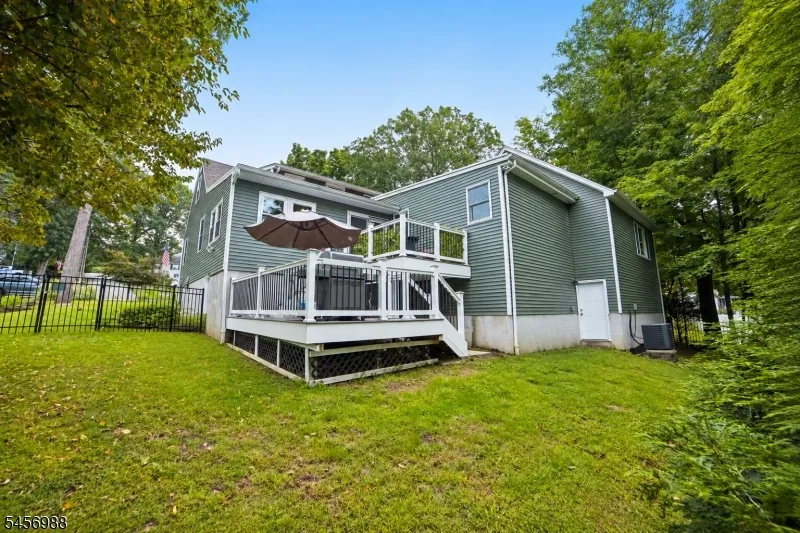 41 Forest Ter Wayne, NJ 07470