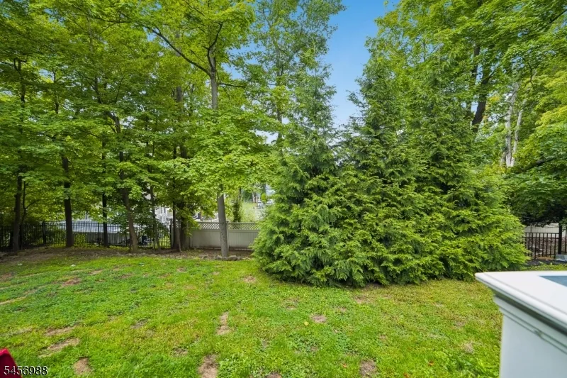 41 Forest Ter Wayne, NJ 07470