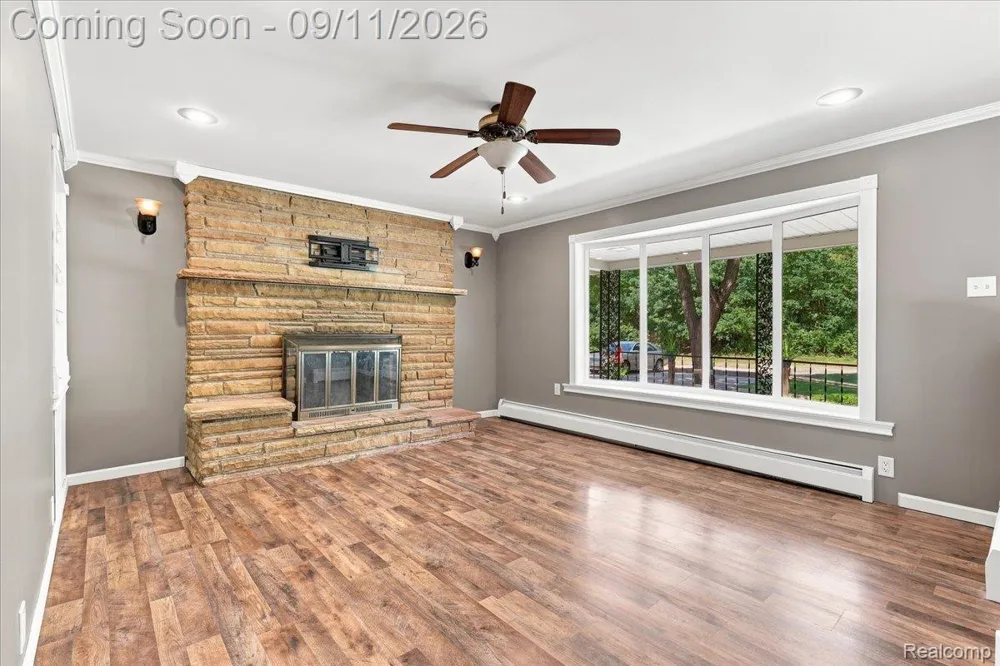 9985 Cedar Island Road White Lake Charter Township, MI 48386