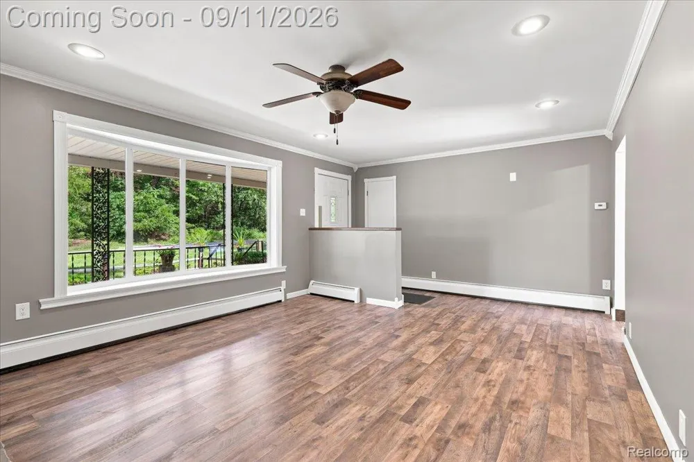 9985 Cedar Island Road White Lake Charter Township, MI 48386