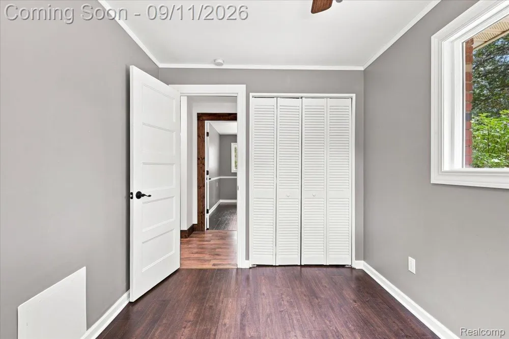 9985 Cedar Island Road White Lake Charter Township, MI 48386