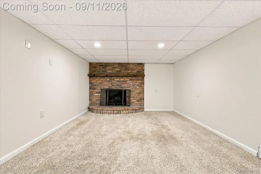 9985 Cedar Island Road White Lake Charter Township, MI 48386