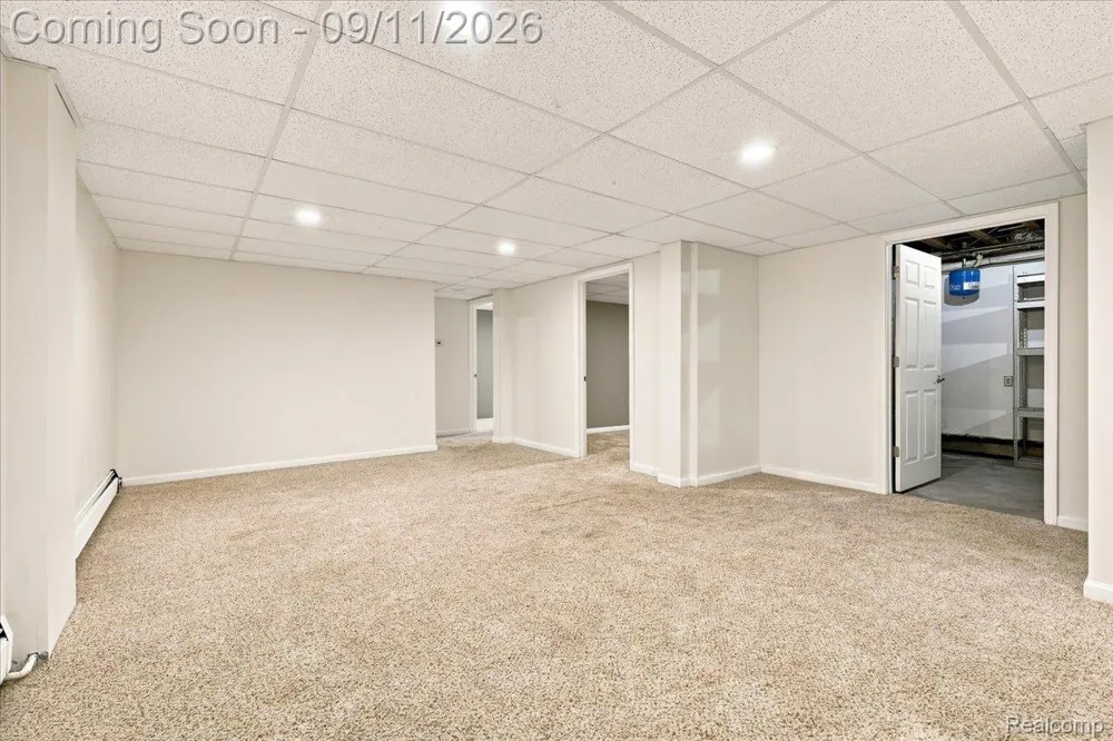 9985 Cedar Island Road White Lake Charter Township, MI 48386
