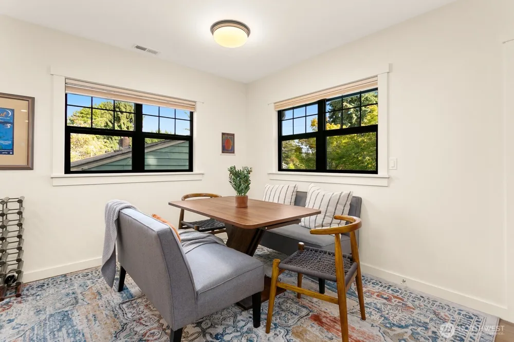 346 10th Avenue Kirkland, WA 98033