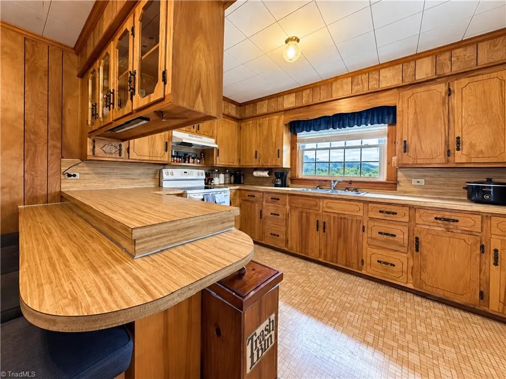678 Dehart Community Ctr Road Hays, NC 28635