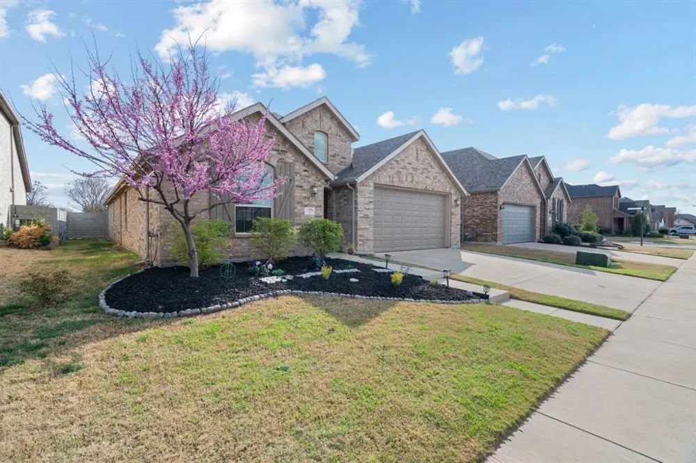 1821 Waxwing Trail Argyle, TX 76226