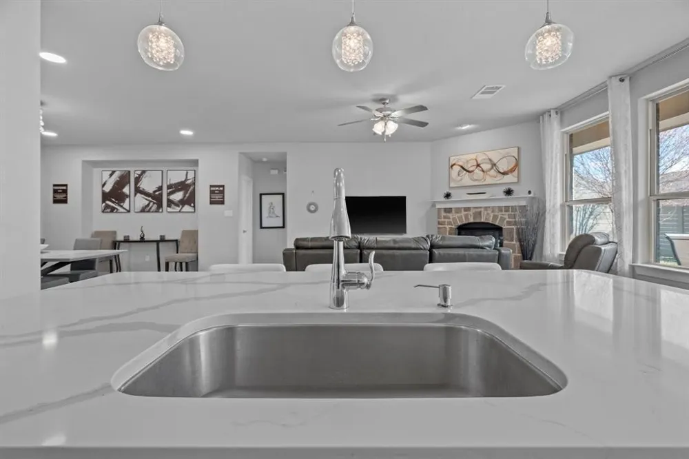 1821 Waxwing Trail Argyle, TX 76226