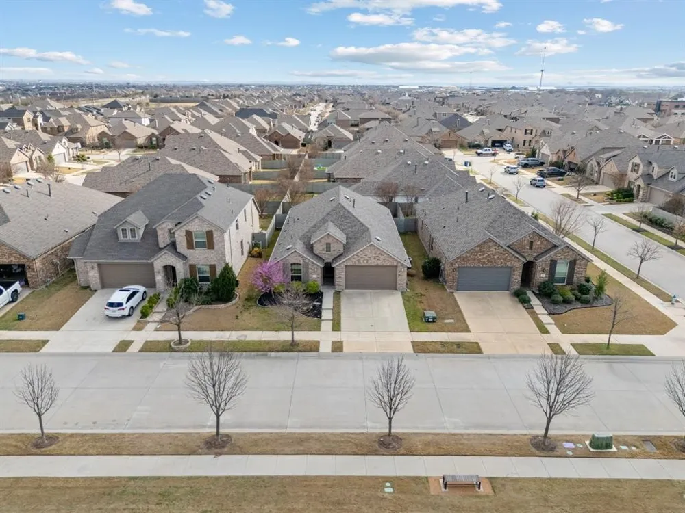 1821 Waxwing Trail Argyle, TX 76226