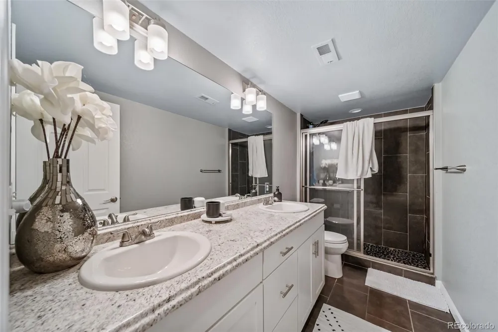 2769 W Greens Court Littleton, CO 80123