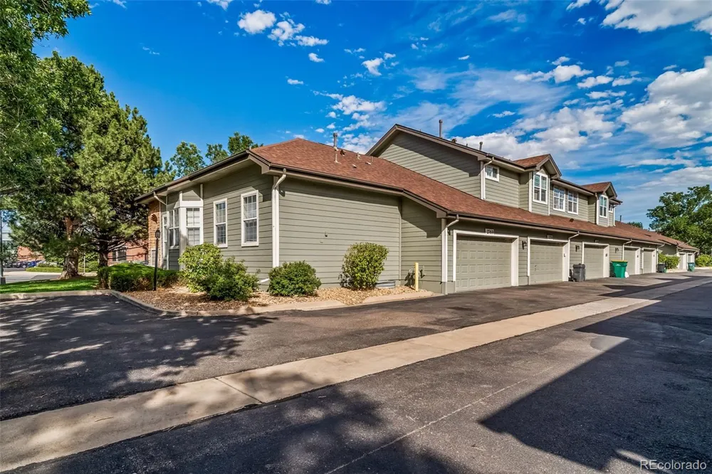 2769 W Greens Court Littleton, CO 80123
