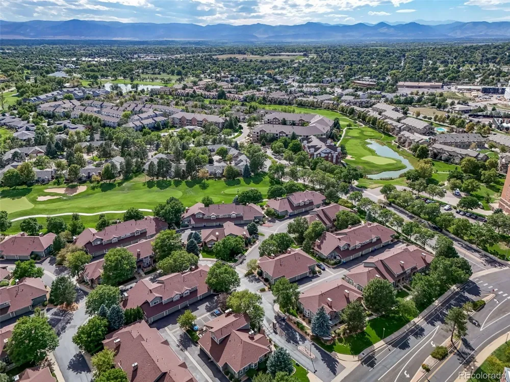 2769 W Greens Court Littleton, CO 80123