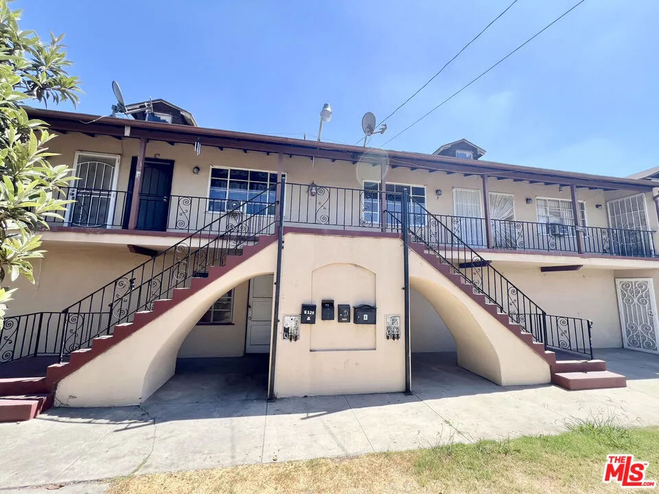 6328 Malabar Street Huntington Park, CA 90255