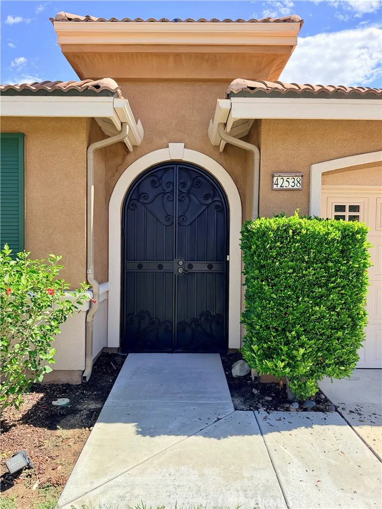 42538 Bradshaw Temecula, CA 92592