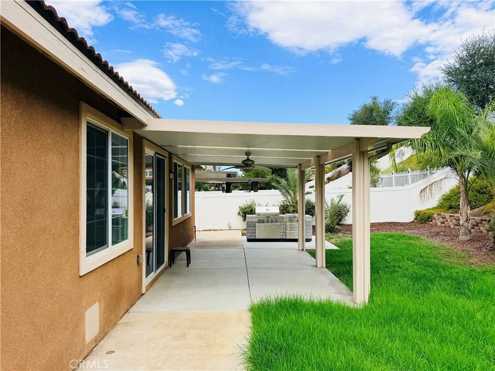 42538 Bradshaw Temecula, CA 92592