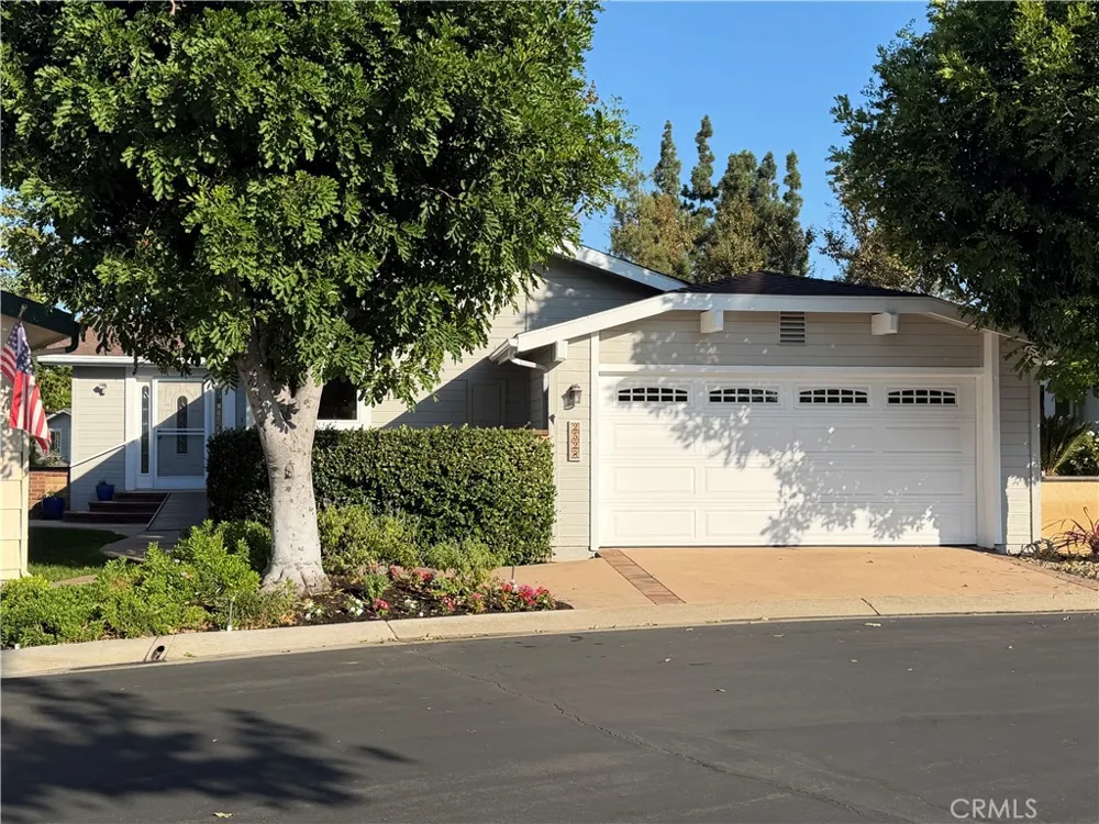 2528 Shadow Lake #130 Santa Ana, CA 92705