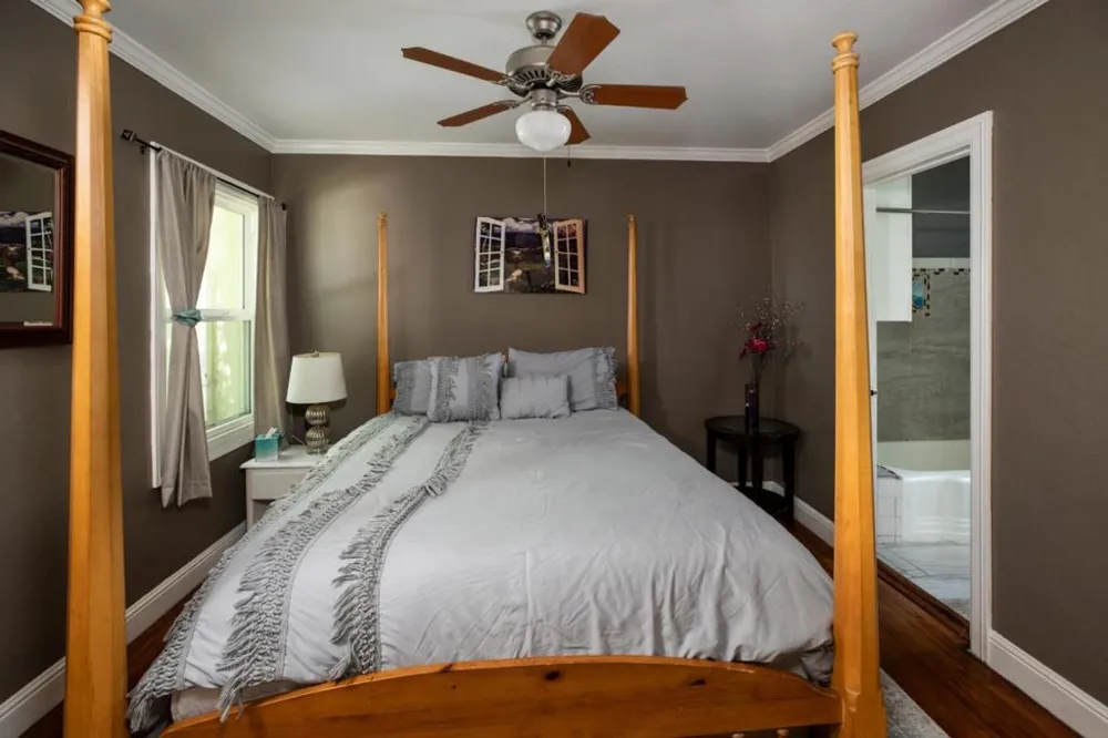33 Church Street Mountain View, CA 94041