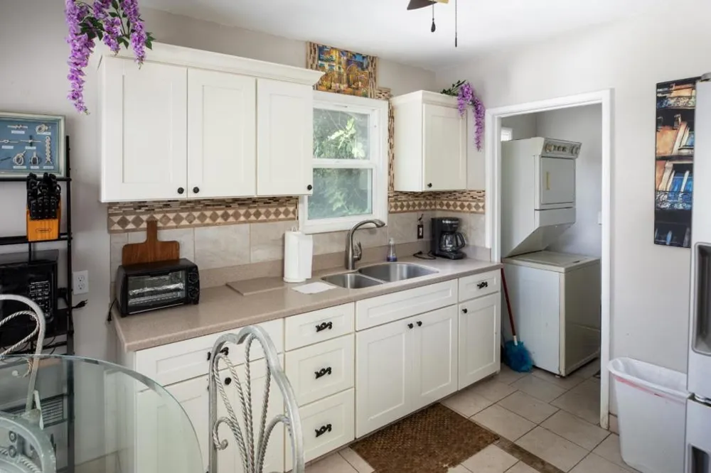 33 Church Street Mountain View, CA 94041