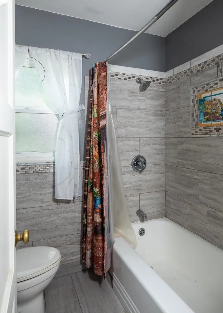 33 Church Street Mountain View, CA 94041