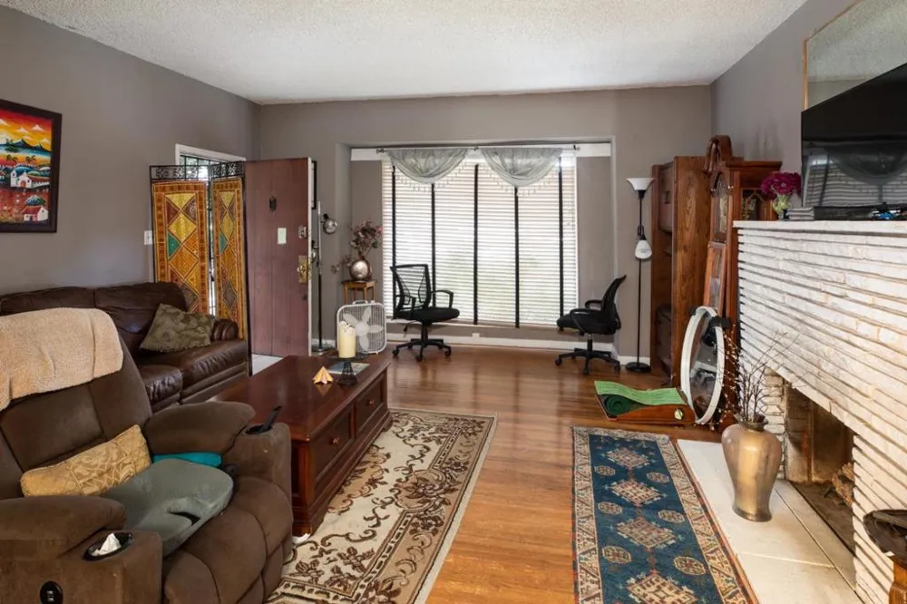 33 Church Street Mountain View, CA 94041