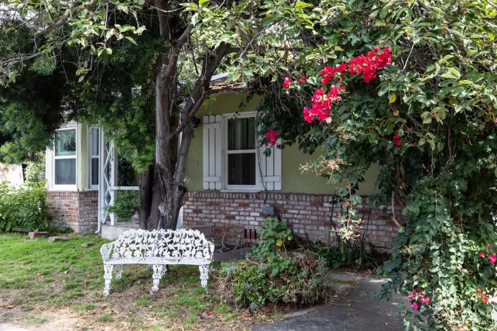33 Church Street Mountain View, CA 94041