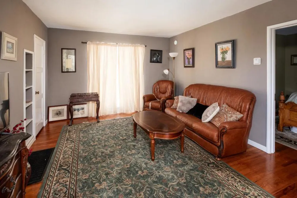 33 Church Street Mountain View, CA 94041