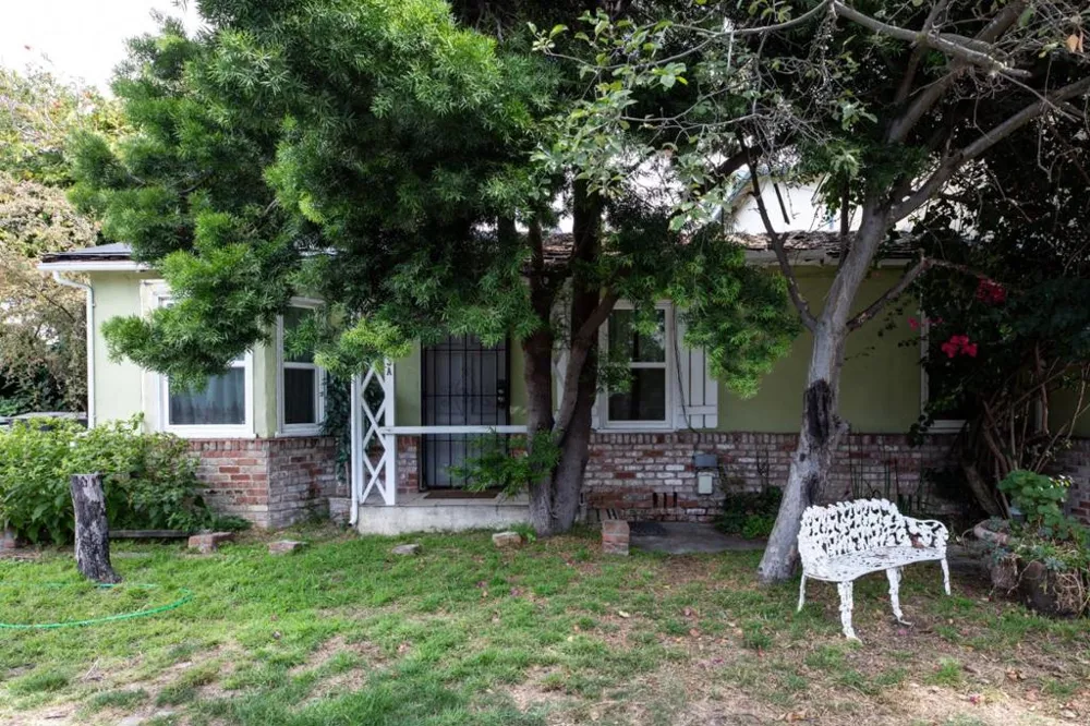 33 Church Street Mountain View, CA 94041