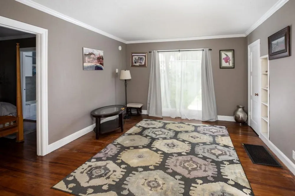 33 Church Street Mountain View, CA 94041