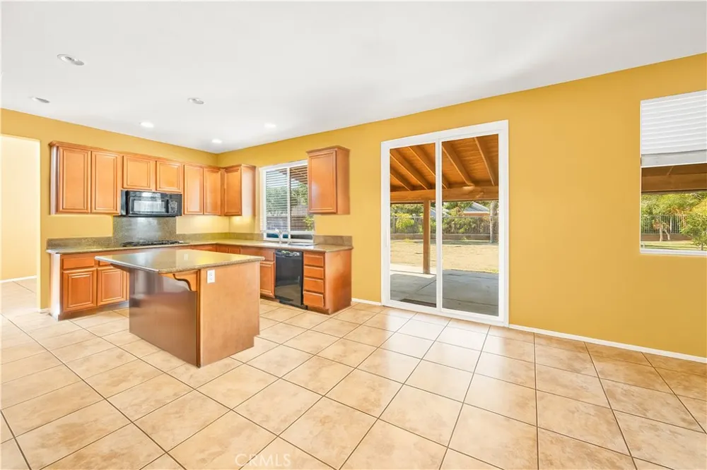 1721 Caseros San Jacinto, CA 92582